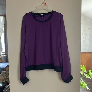 DKNY purple blouse Sz L